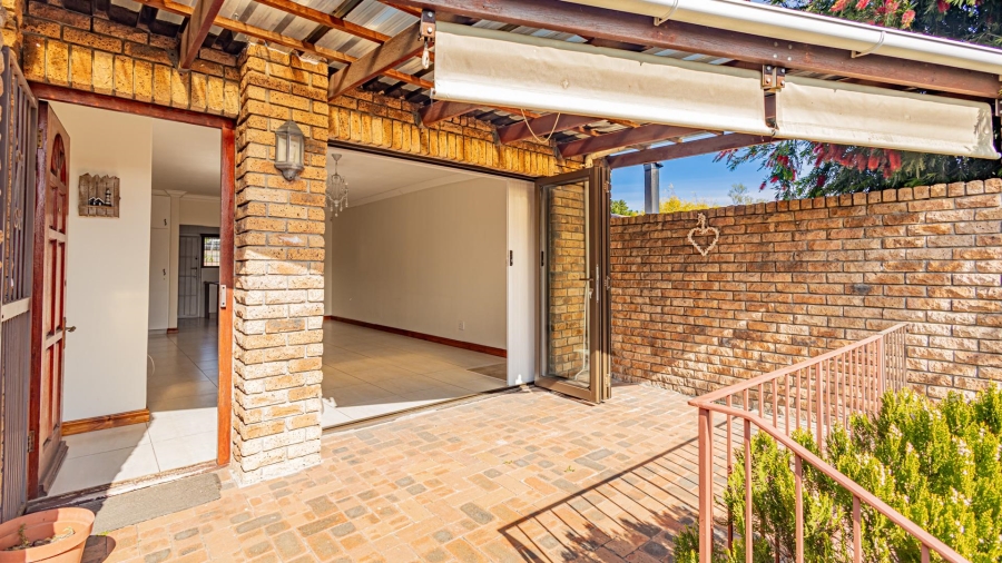 2 Bedroom Property for Sale in Tyger Waterfront Western Cape